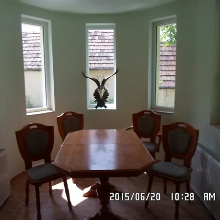 Hajnalka Apartman Haz